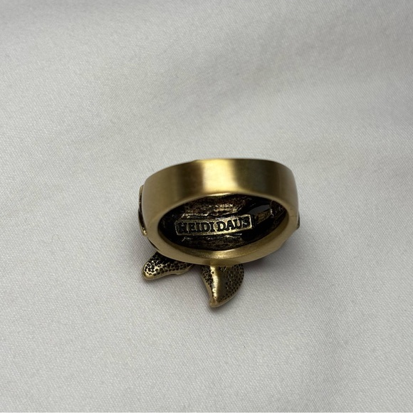 Heidi Daus Swarovski Crystal Ring “Perennial Favorite” Blue and Green Size 9 - Picture 7 of 9